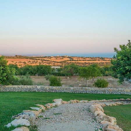 Baglio Cella - Appartamenti Per Vacanze Modica Exterior photo