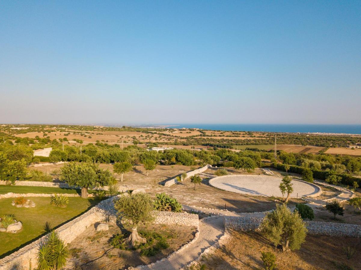 Baglio Cella - Appartamenti Per Vacanze Modica Exterior photo