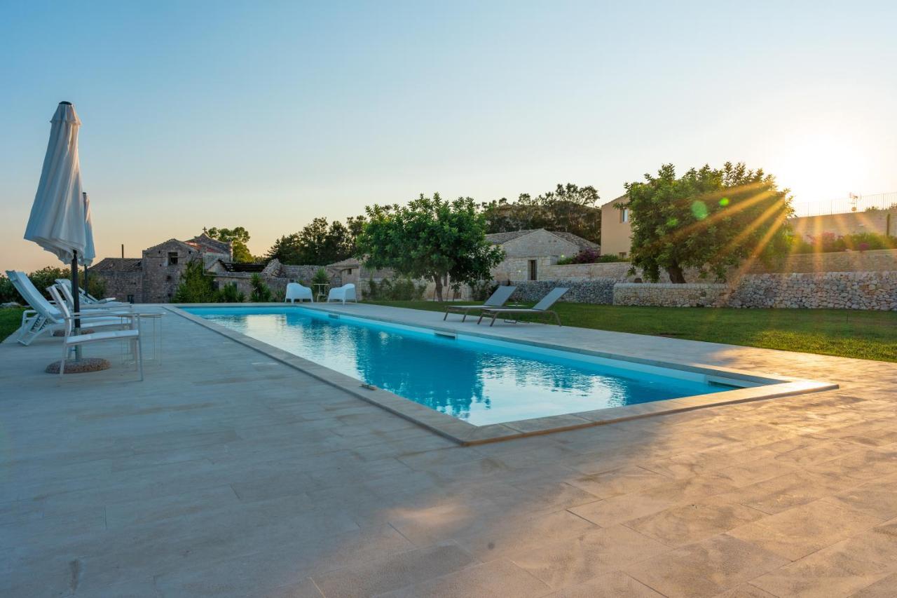 Baglio Cella - Appartamenti Per Vacanze Modica Exterior photo